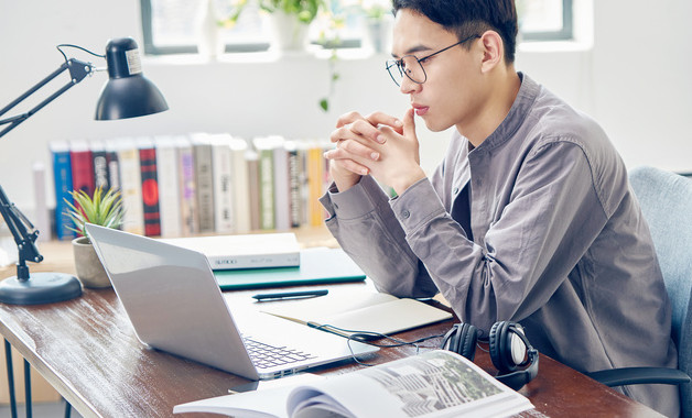 度小学教师个人述职报告范文